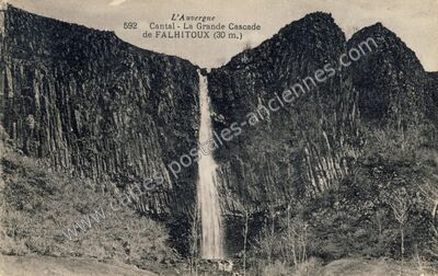 Carte postale ancienne Cascade de Falhitoux — Thiézac (Cantal)