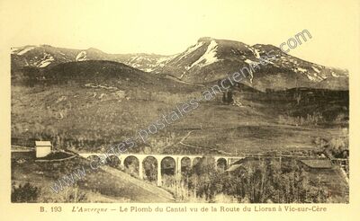 Carte postale ancienne L'Auvergne — Vic-sur-Cère (Cantal)