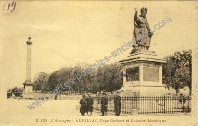 Carte postale ancienne Pape Gerbert et Colonne Monthyon — Aurillac (Cantal)