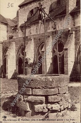 Carte postale ancienne Abbaye de Noirlac — Bruère-Allichamps (Cher)