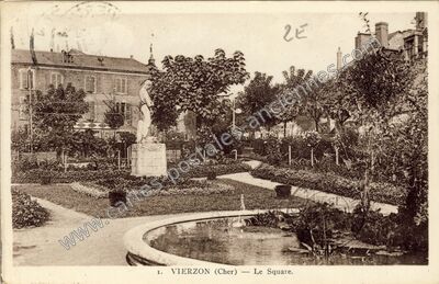 Carte postale ancienne Le Square — Vierzon (Cher)