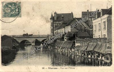 Carte postale ancienne Vue sur l'Yèvre — Vierzon (Cher)