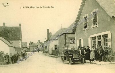 Carte postale ancienne La Grande Rue — Couy (Cher)