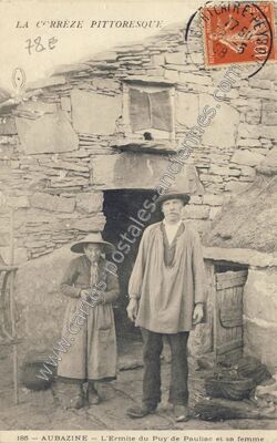 Carte postale ancienne L'Ermite du Puy de Pauliac et sa femme — Aubazines (Corrèze)