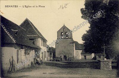 Carte postale ancienne L'Eglise et la Place — Benayes (Corrèze)