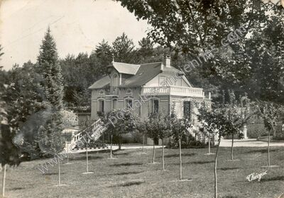 Carte postale ancienne Théguc — Chaumeil (Corrèze)