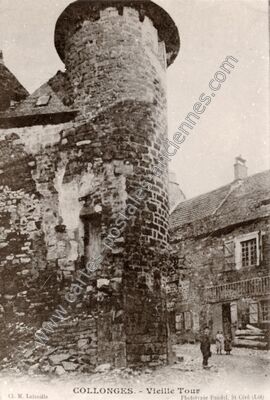 Carte postale ancienne Collonges — Collonges-la-Rouge (Corrèze)