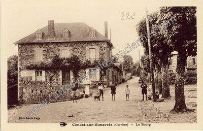 Carte postale ancienne Le Bourg — Condat-sur-Ganaveix (Corrèze)