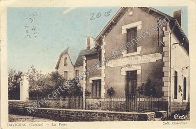 Carte postale ancienne Postes, Télégraphe, Téléphone, Caisse Nationale d'Épargne — Davignac (Corrèze)