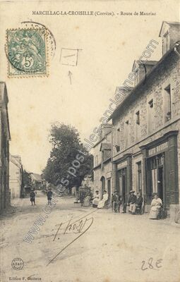 Carte postale ancienne Route de Mauriac — Marcillac-la-Croisille (Corrèze)