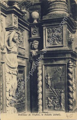 Carte postale ancienne Intérieur de l'Eglise, le Retable (détail) — Naves (Corrèze)