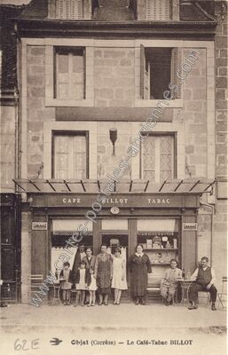 Carte postale ancienne Le Café-Tabac BILLOT — Objat (Corrèze)
