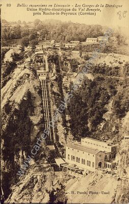 Carte postale ancienne Val Beneyte — Roche-le-Peyroux (Corrèze)