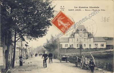 Carte postale ancienne Maison d'Ecole de Filles — Saint-Angel (Corrèze)