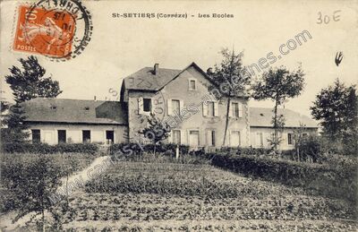 Carte postale ancienne Les Ecoles — Saint-Setiers (Corrèze)