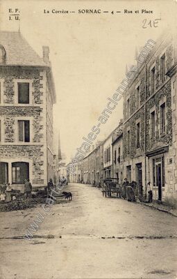 Carte postale ancienne Rue et Place — Sornac (Corrèze)