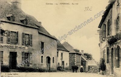 Carte postale ancienne La rue — Soursac (Corrèze)