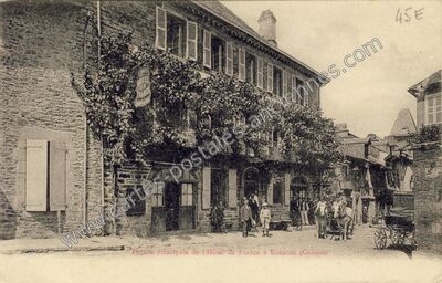 Carte postale ancienne Façade principale de l'Hôtel de France — Uzerche (Corrèze)
