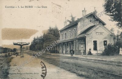 Carte postale ancienne Le Burg — Varetz (Corrèze)