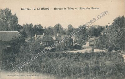 Carte postale ancienne Le Burg — Varetz (Corrèze)