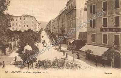 Carte postale ancienne Cours Napoléon — Ajaccio (Corse-du-Sud)