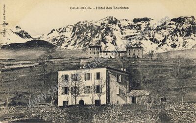 Carte postale ancienne Hôtel des Touristes — Calacuccia (Haute-Corse)