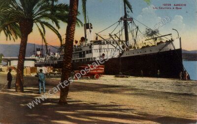 Carte postale ancienne Les Courriers à Quai — Ajaccio (Corse-du-Sud)