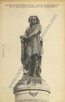 Carte postale ancienne Statue de Vercingétorix sur le Mont Auxois — Alise-Sainte-Reine (Côte-d'Or)