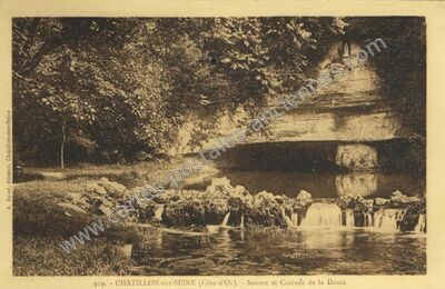 Carte postale ancienne Source et Cascade de la Douix — Châtillon-sur-Seine (Côte-d'Or)