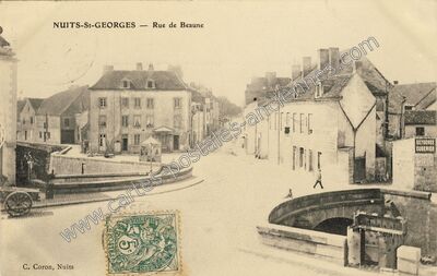 Carte postale ancienne Rue de Beaune — Nuits-Saint-Georges (Côte-d'Or)