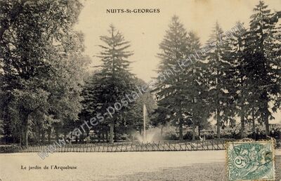 Carte postale ancienne Le jardin de l'Arquebuse — Nuits-Saint-Georges (Côte-d'Or)