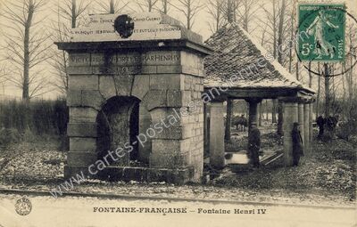 Carte postale ancienne Fontaine Henri IV — Fontaine-Française (Côte-d'Or)