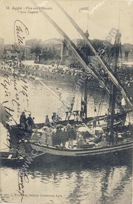 Carte postale ancienne Fête sur l'Hérault — Agde (Hérault)