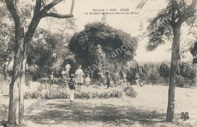 Carte postale ancienne La Grotte de Notre Dame du Grau — Agde (Hérault)