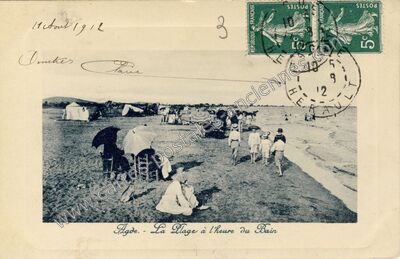Carte postale ancienne La Plage à l'heure du Bain — Agde (Hérault)