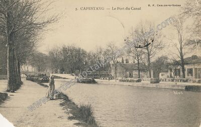Carte postale ancienne Le Port du Canal — Capestang (Hérault)