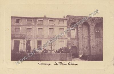 Carte postale ancienne Le Vieux Château — Capestang (Hérault)
