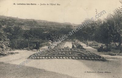 Carte postale ancienne Jardin de l'Hôtel Mas — Lamalou-les-Bains (Hérault)