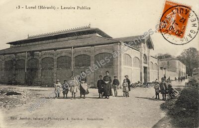 Carte postale ancienne Lavoirs Publics — Lunel (Hérault)