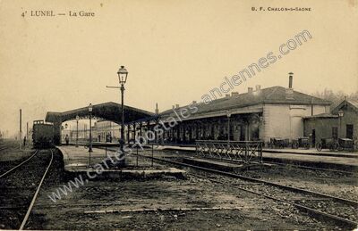 Carte postale ancienne La Gare — Lunel (Hérault)