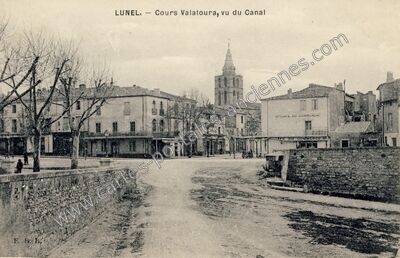Carte postale ancienne Cours Valatoura, vu du Canal — Lunel (Hérault)