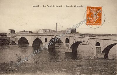 Carte postale ancienne Le Pont de Lunel — Vue du Vidourie — Lunel (Hérault)