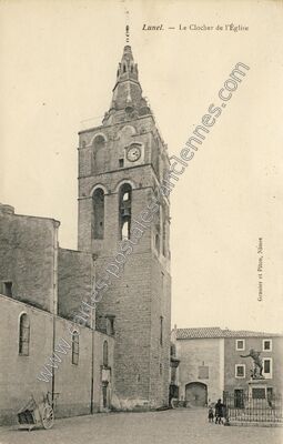 Carte postale ancienne Le Clocher de l'Église — Lunel (Hérault)