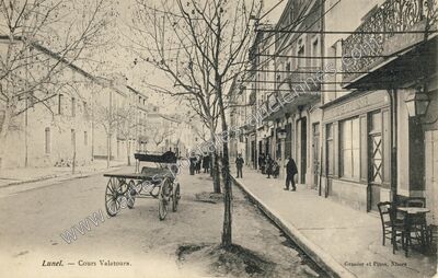 Carte postale ancienne Cours Valatoura — Lunel (Hérault)