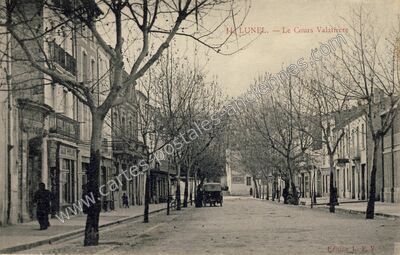 Carte postale ancienne Le Cours Valatire — Lunel (Hérault)