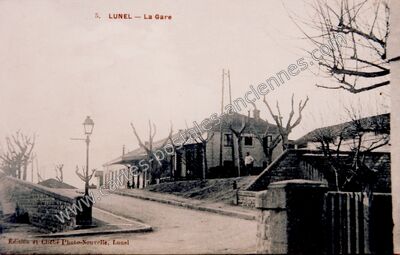 Carte postale ancienne La Gare — Lunel (Hérault)