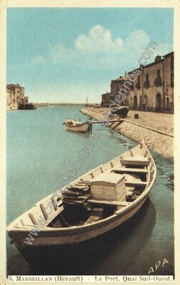Carte postale ancienne Le Port. Quai Sud-Ouest — Marseillan (Hérault)