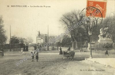 Carte postale ancienne Le Jardin du Peyrou — Montpellier (Hérault)