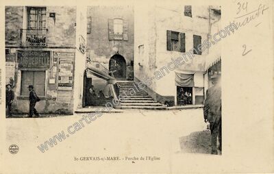 Carte postale ancienne Porche de l'Eglise — Saint-Gervais-sur-Mare (Hérault)