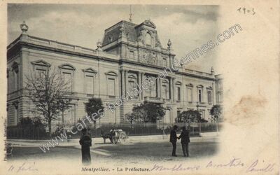Carte postale ancienne La Préfecture — Montpellier (Hérault)